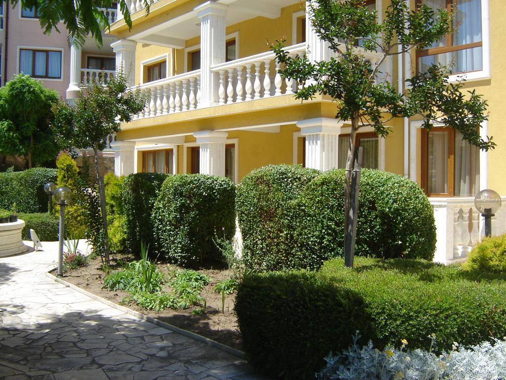 Byala Palace Apartments Exterior photo