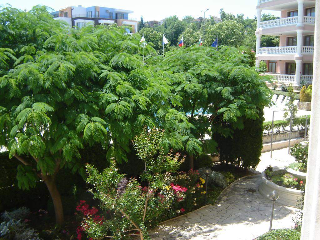 Byala Palace Apartments Exterior photo