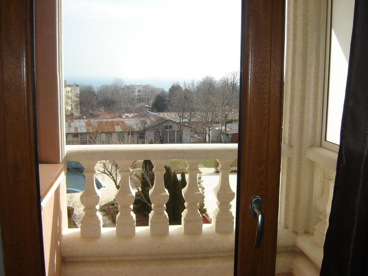 Byala Palace Apartments Exterior photo